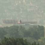 Kabul, la bandiera afghana sventola ancora sul palazzo presidenziale