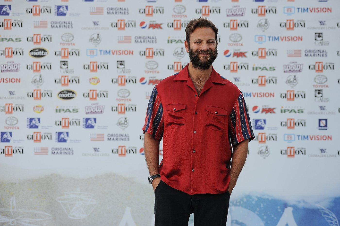 “Mondocane”: il trailer del nuovo film con Alessandro Borghi “Mondocane”: il trailer del nuovo film con Alessandro Borghi