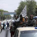 Afghanistan, proteste contro talebani: vari morti. Biden: “I soldati Usa resteranno oltre il 31 agosto per le evacuazioni”