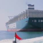 Egitto, la Ever Given di nuovo nel canale di Suez