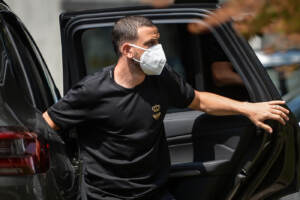 Ac Milan, Alessandro Florenzi arriva alla Clinica Madonnina per le visite mediche