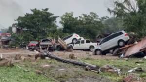 Usa, almeno 10 i morti in Tennessee per alluvioni