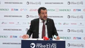 Migranti, Salvini: “Lamorgese pensi a fare il ministro, numeri morti in mare sufficienti a bocciare suo lavoro”
