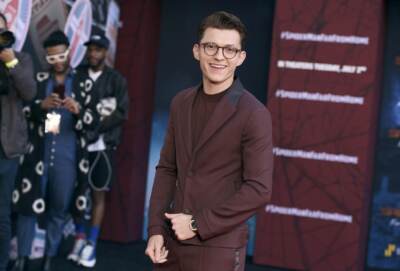 tom-holland, spider-man-no-way-home