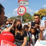 Milano, Salvini discute con una cittadina: “Il sindaco fa il sindaco, io posso segnalare i problemi”