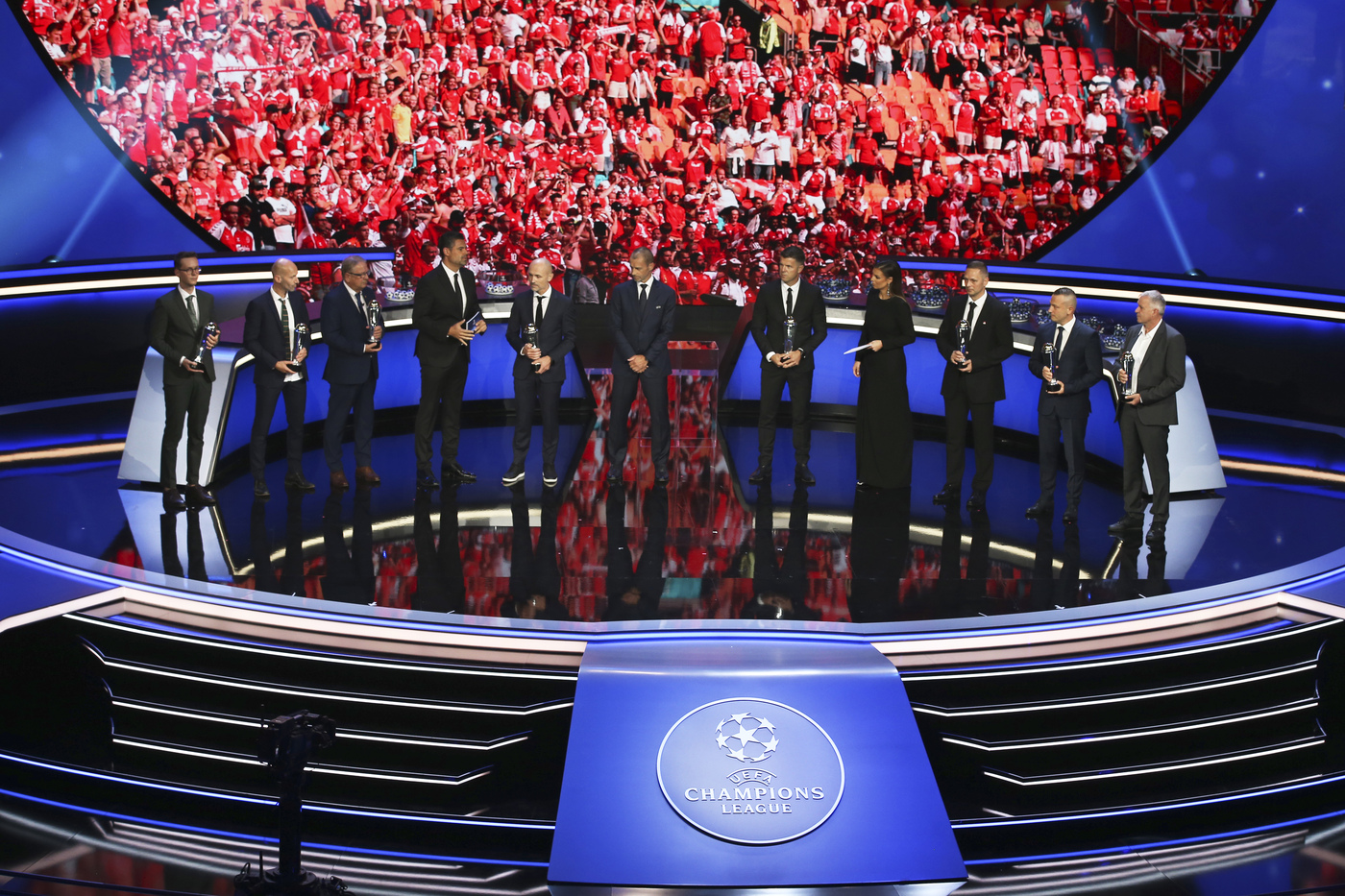 Champions League, ecco i gironi: Liverpool e Atletico per il Milan. L’Inter pesca il Real Champions League, ecco i gironi: Liverpool e Atletico per il Milan. L’Inter pesca il Real