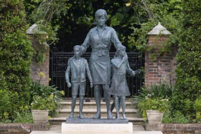statua-diana-spencer