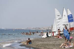 Ostia, fine settimana di ferragosto al mare