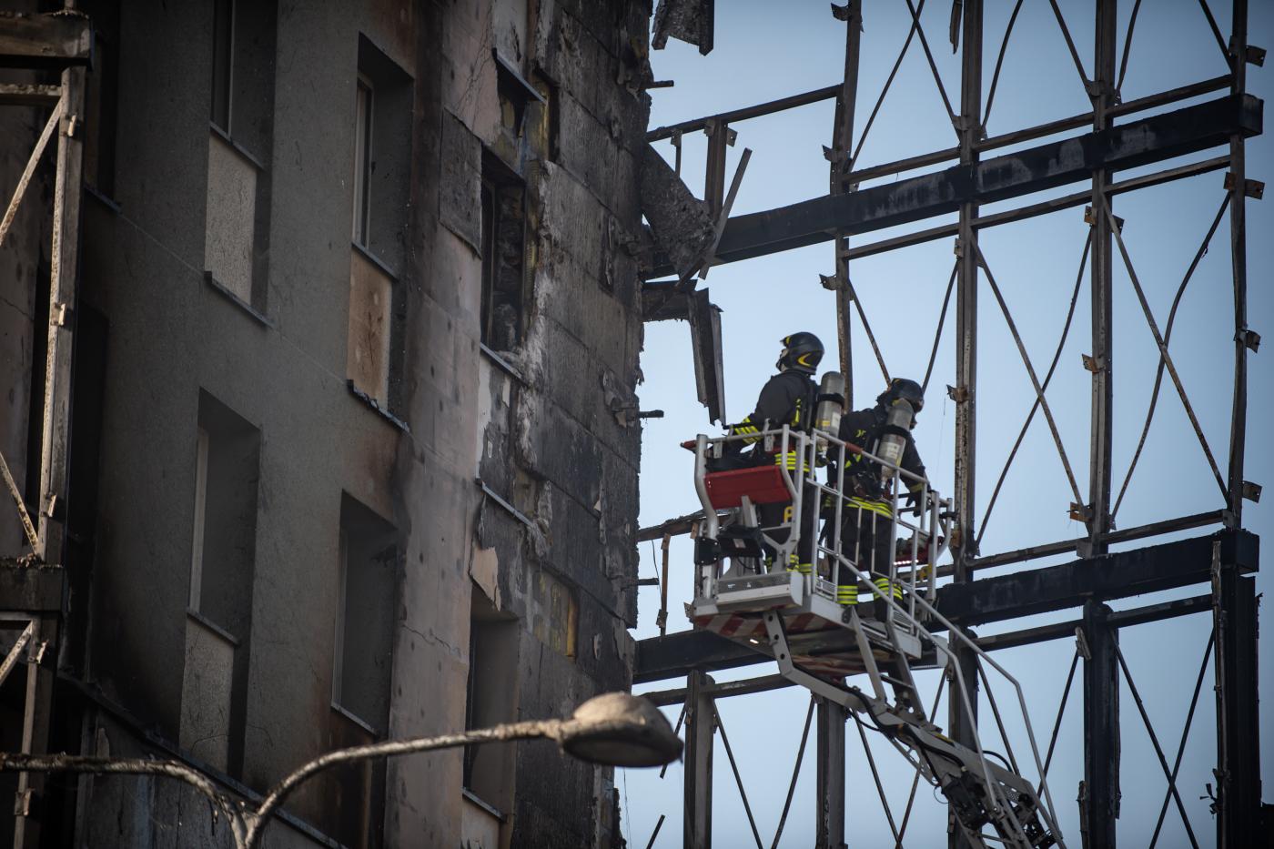 Milano, domato incendio alla ‘Torre del Moro’: ora sopralluoghi