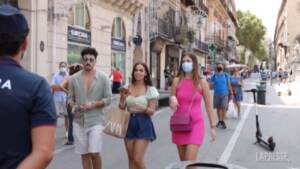 Sicilia in zona gialla, i controlli nel centro storico di Palermo delle forze dell’ordine