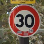 Parigi: limite di velocità ridotto a 30km/h per abbassare l’inquinamento