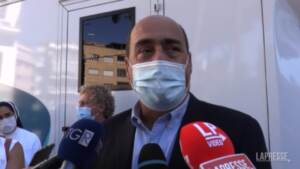 No Vax, Zingaretti: “Distinguere tra chi ha dubbi e minoranze di estremisti”
