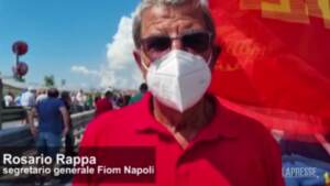 Whirlpool, proteste a Napoli: i lavoratori bloccano l’autostrada A3