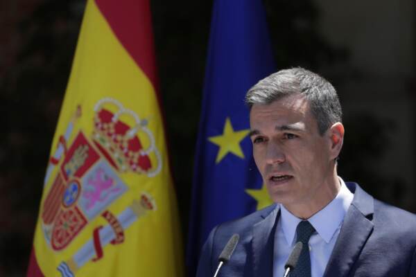 Espagne : Pedro Sanchez s’engage à augmenter le salaire minimum
