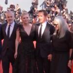 Festival di Venezia: sfilata sul red carpet per Kirsten Dunst, Benedict Cumberbatch e Jane Campion