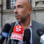 Incendio Milano, l’avvocato dei condomini: “Abbiamo avanzato le richieste al comune, vogliamo delle risposte”