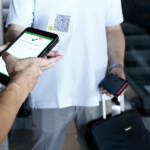 Green pass, nessuna sospensione ma stop stipendi dal primo giorno