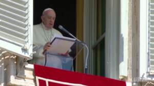 Afghanistan: Papa: “Prego perché i paesi accolgano gli sfollati”