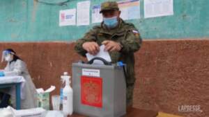 Russia, voto anticipato nelle lontane regioni orientali