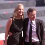 Venezia 78, Tim Roth e Charlotte Gainsbourg sul red carpet per ‘Sundown’