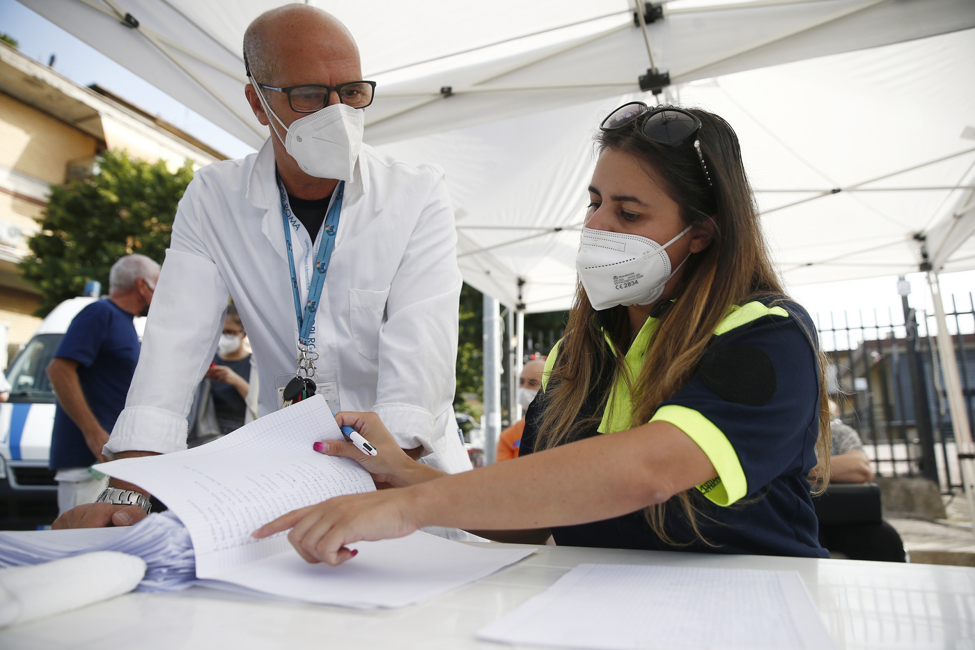 Covid: 1.500 medici ancora non vaccinati, in 500 già sospesi Covid: 1.500 medici ancora non vaccinati, in 500 già sospesi