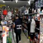Palermo, blitz della finanza in un negozio cinese: sequestrati 78mila articoli contraffatti