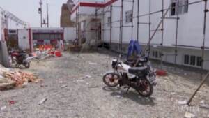 Afghanistan, al lavoro per ricostruire l’ospedale di Helmand distrutto da un attacco aereo