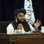 Afghanistan, talebani annunciano nuovo governo: posti chiave a radicali, anche un ricercato da Fbi
