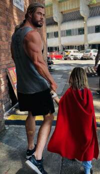 chris-hemsworth