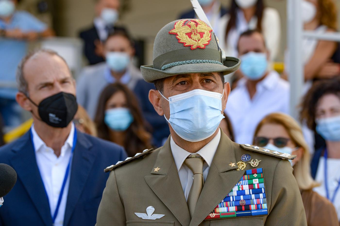 Da Aifa via libera alla terza dose, Figliuolo: “Siamo pronti”