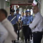 Violenze in carcere, concluse le indagini preliminari per 120 indagati su pestaggi a Santa Maria Capua Vetere