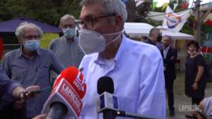Vaccini, Landini: “Governo e parlamento hanno possibilità di introdurre l’obbligo”