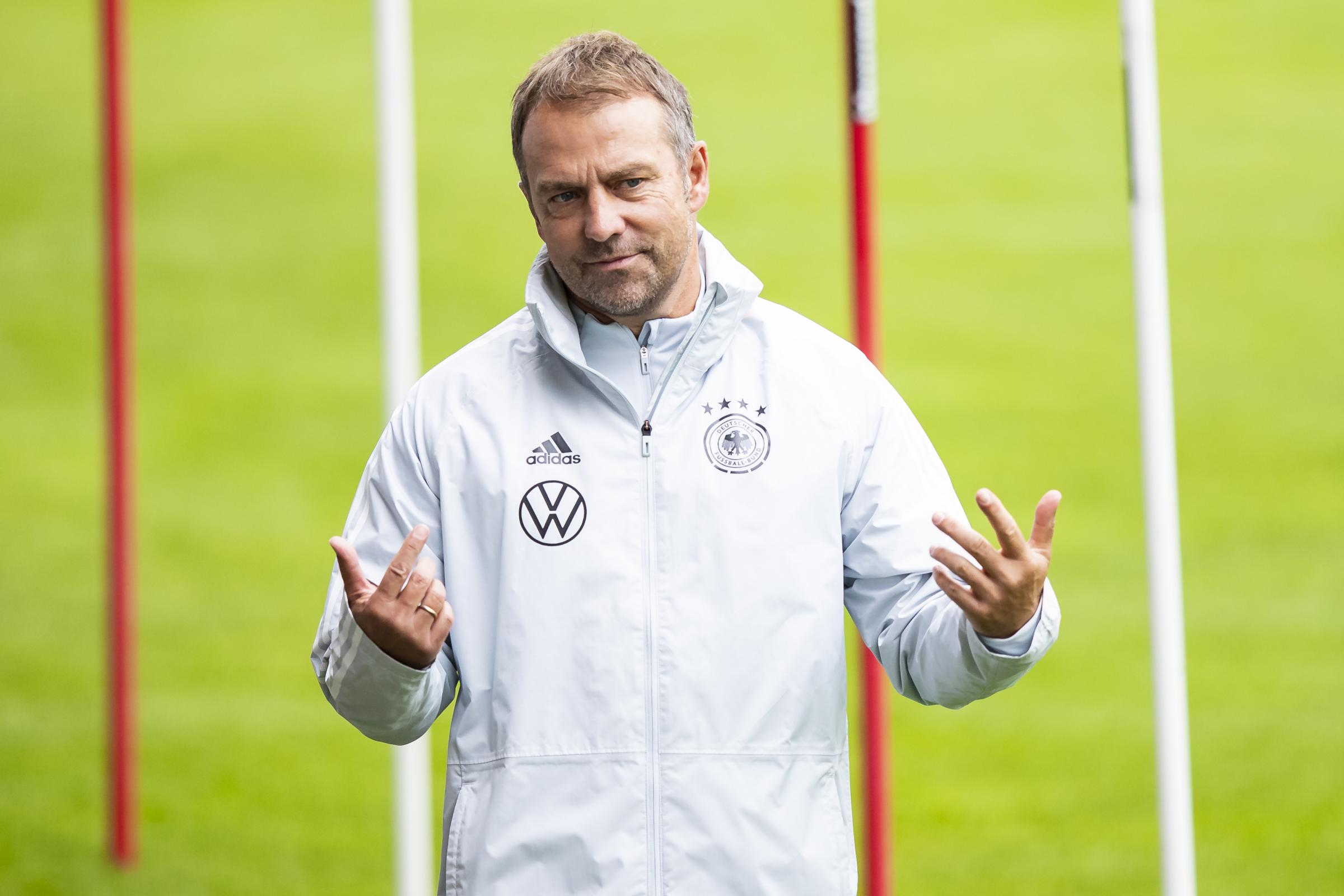 Calcio, paura per la Germania: atterraggio d’emergenza a Edimburgo