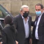 Parigi, ai funerali di Belmondo gli amici e colleghi Delon e Dujardin
