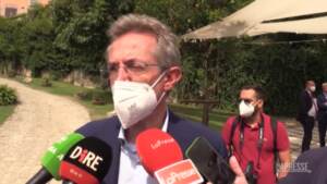 Amministrative Napoli, Manfredi: “Neomelodica Tina Sacco candidata? Mi risulta abbia fatto passo indietro”