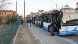 Rimini, accoltellamento sul bus: sul posto ambulanze e polizia