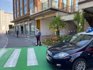Brescia, uccisa a coltellate dall’ex marito ad Agnosine: arrestato. Ritrovate anche le armi usate per il delitto