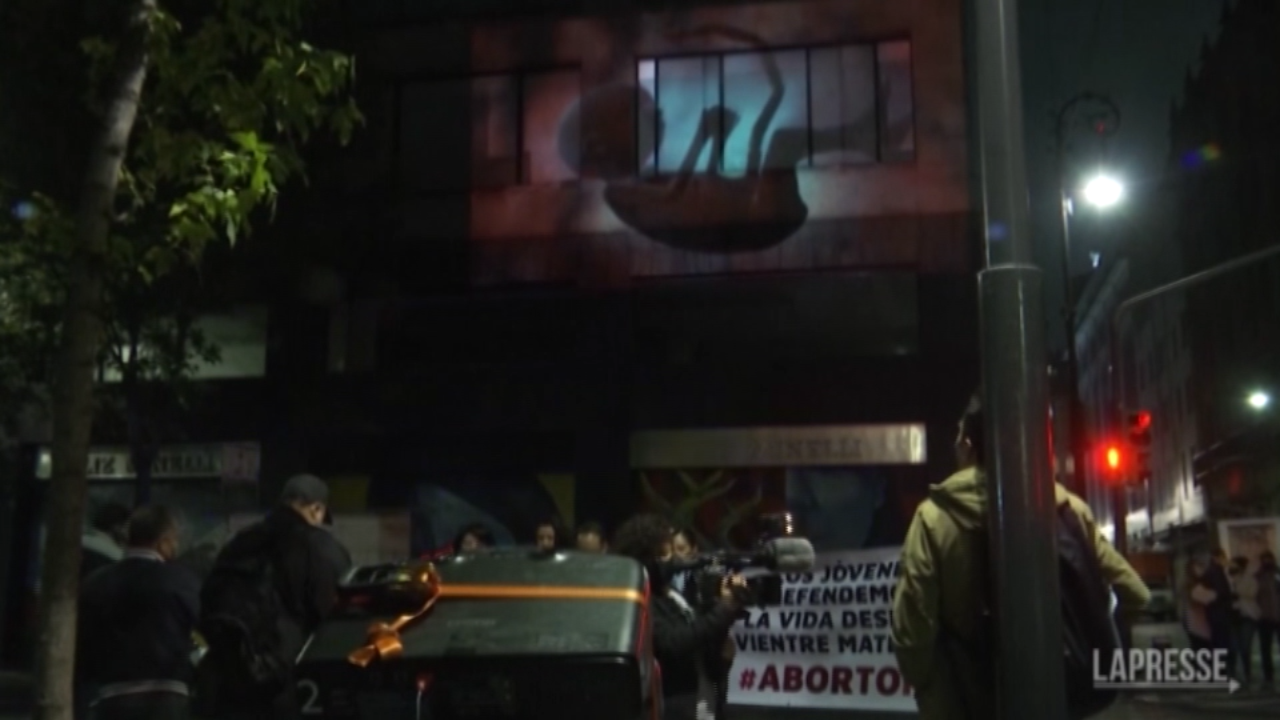 México, manifestantes antiaborto frente a la Corte Suprema