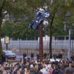 Parigi, inaugurata statua in onore di Johnny Hallyday