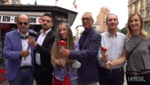 Milano: FdI ‘demolisce’ la pista ciclabile, poi il candidato insulta il rider