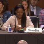 Usa, le lacrime di Simone Biles: “Il sistema ha fallito. E l’FBI sapeva”