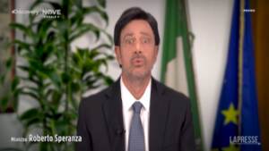 Crozza inedito nei panni del ministro Speranza: “Sono di sinistra leggerissima… governo ma non troppo”
