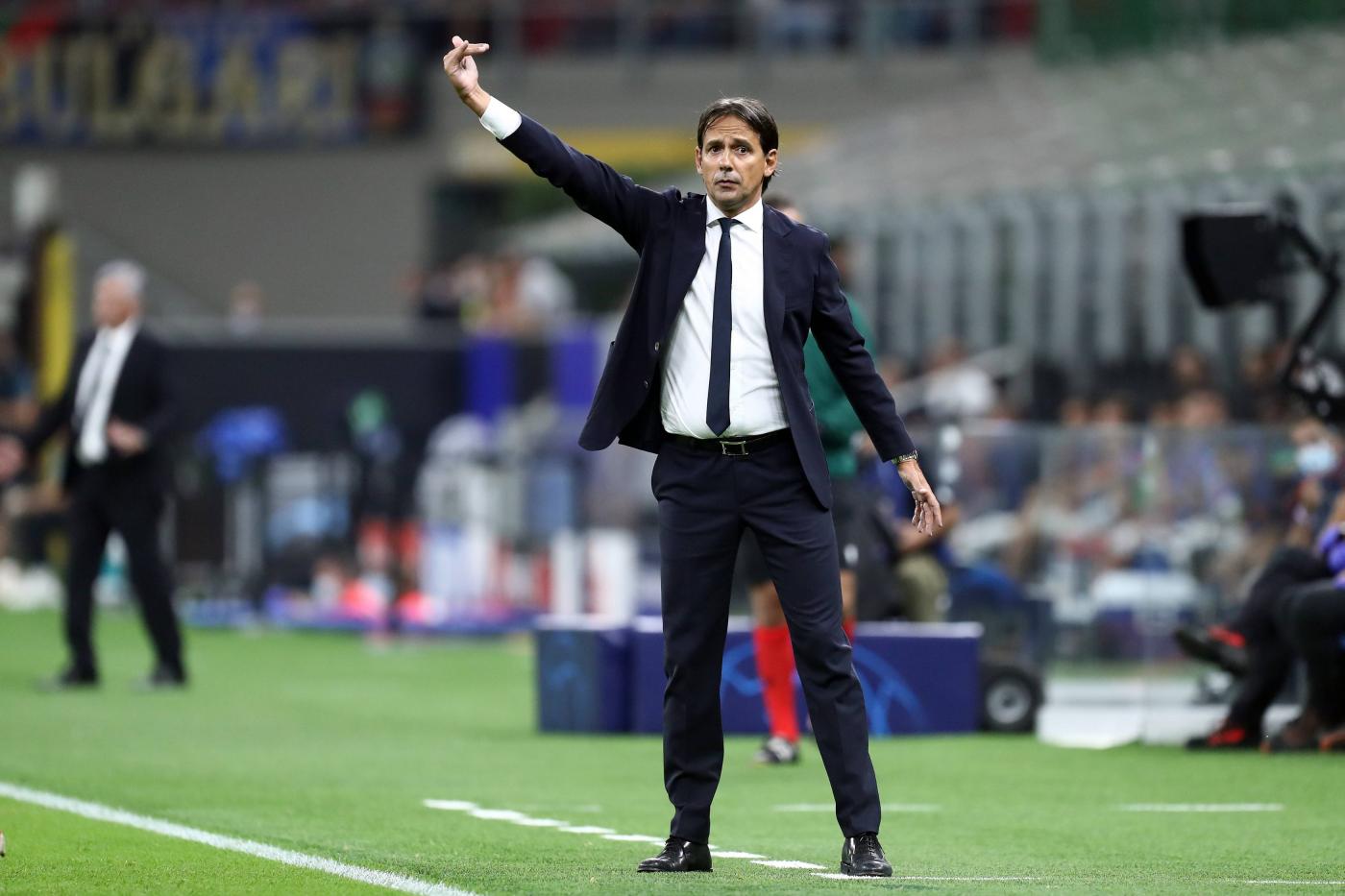 Serie A, l’Inter cerca il riscatto con il Bologna. Dea a Salerno per tornare a correre