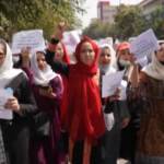 Afghanistan, donne protestano davanti al ministero Virtù e Vizi