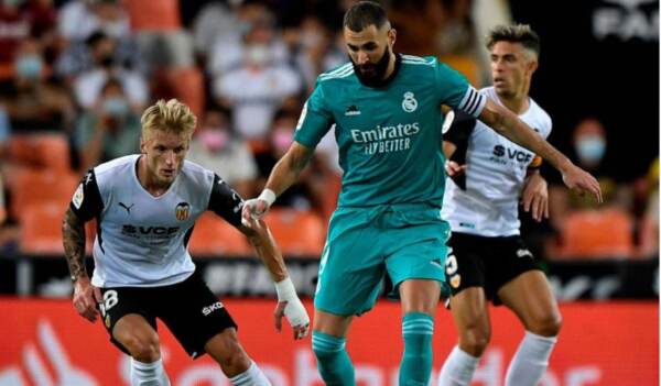 Le Real Madrid se défait de Valence en fin de match (2-1)