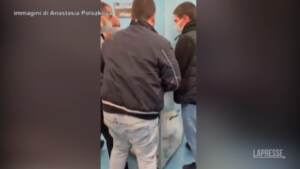 Elezioni in Russia, ecco i video che mostrano tentativi di brogli elettorali