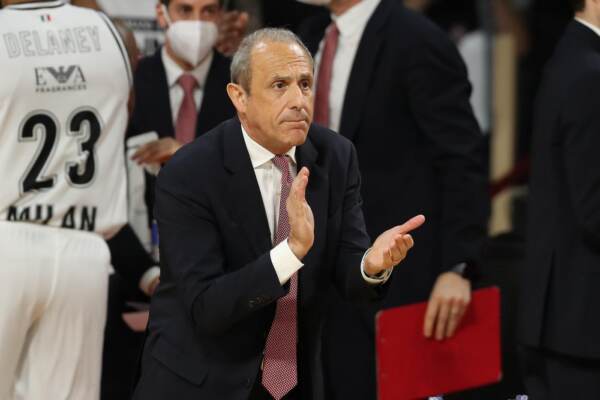 Basket, supercoppa: stasera la finale Milano-Bologna