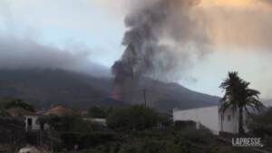 Canarie, prosegue l’eruzione del vulcano Cumbre Viej
