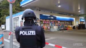 Germania, chiede a cliente di indossare la mascherina: ucciso benzinaio 20enne