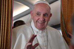 Vaticano, Papa: Ancora vivo anche se alcuni mi volevano morto. Preparavano Conclave